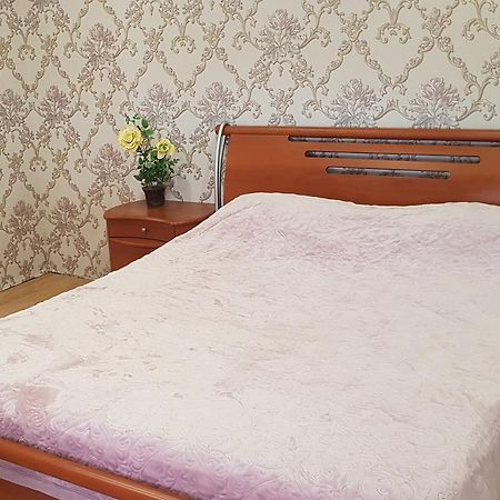 Люкс Апартаменты Центр Sukhumi Ngoại thất bức ảnh