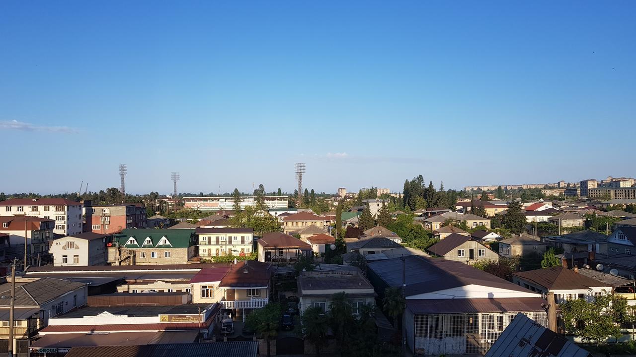 Люкс Апартаменты Центр Sukhumi Ngoại thất bức ảnh
